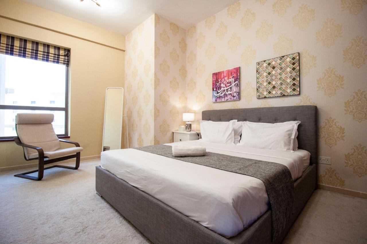 La Buena Vida Holiday Homes - Beach Front Very Spacious, Luxe And Modern 3 Bedroom With Full Kitchen In Jbr , 3 Min To The Jbr Beach Dubai Marina And Tram Station Ngoại thất bức ảnh