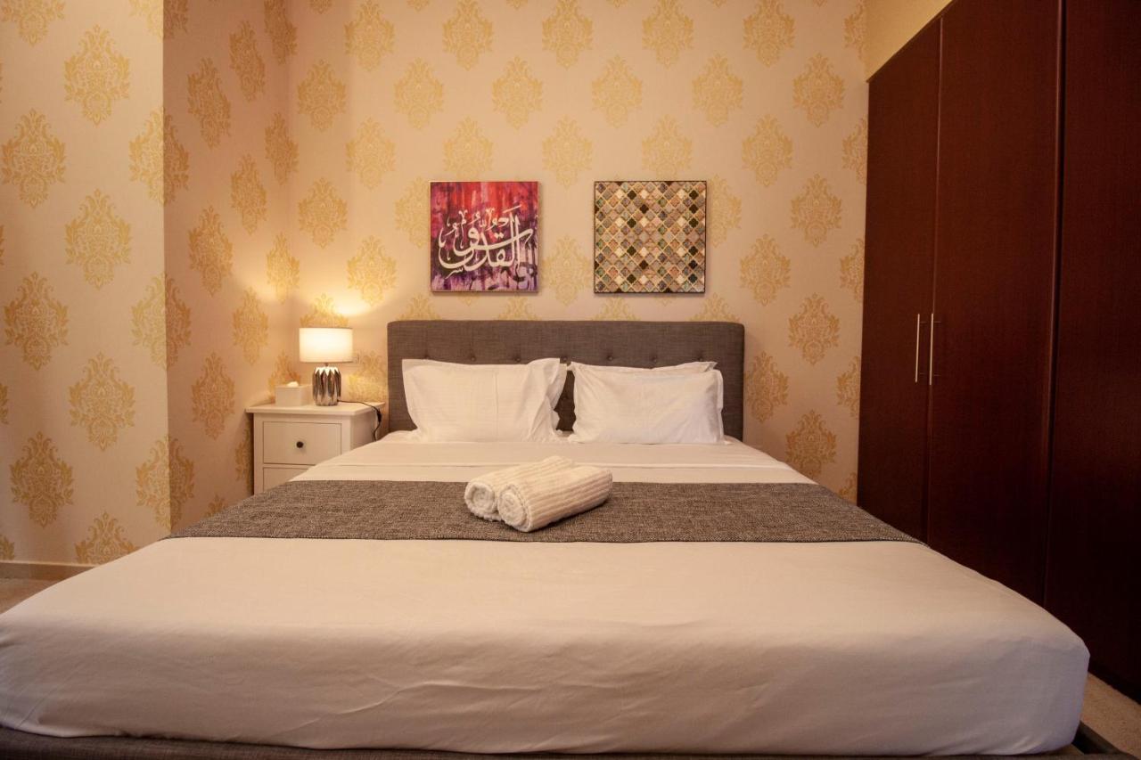 La Buena Vida Holiday Homes - Beach Front Very Spacious, Luxe And Modern 3 Bedroom With Full Kitchen In Jbr , 3 Min To The Jbr Beach Dubai Marina And Tram Station Ngoại thất bức ảnh