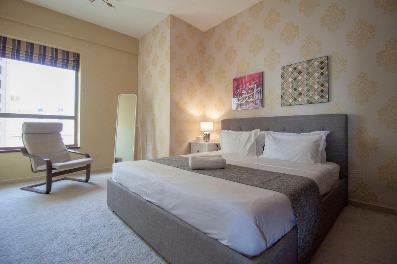 La Buena Vida Holiday Homes - Beach Front Very Spacious, Luxe And Modern 3 Bedroom With Full Kitchen In Jbr , 3 Min To The Jbr Beach Dubai Marina And Tram Station Ngoại thất bức ảnh
